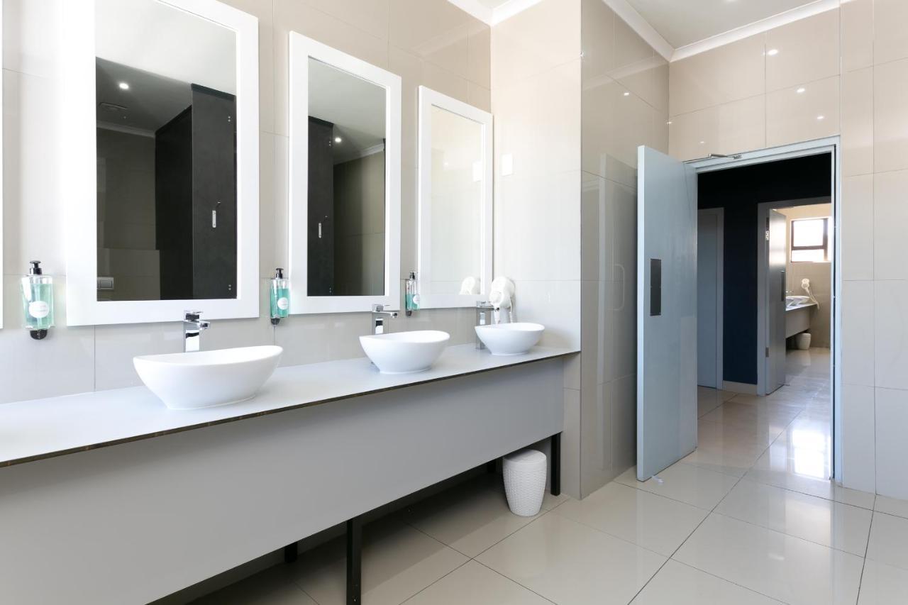 Zzzone Boutique Hostel Hermanus Zewnętrze zdjęcie